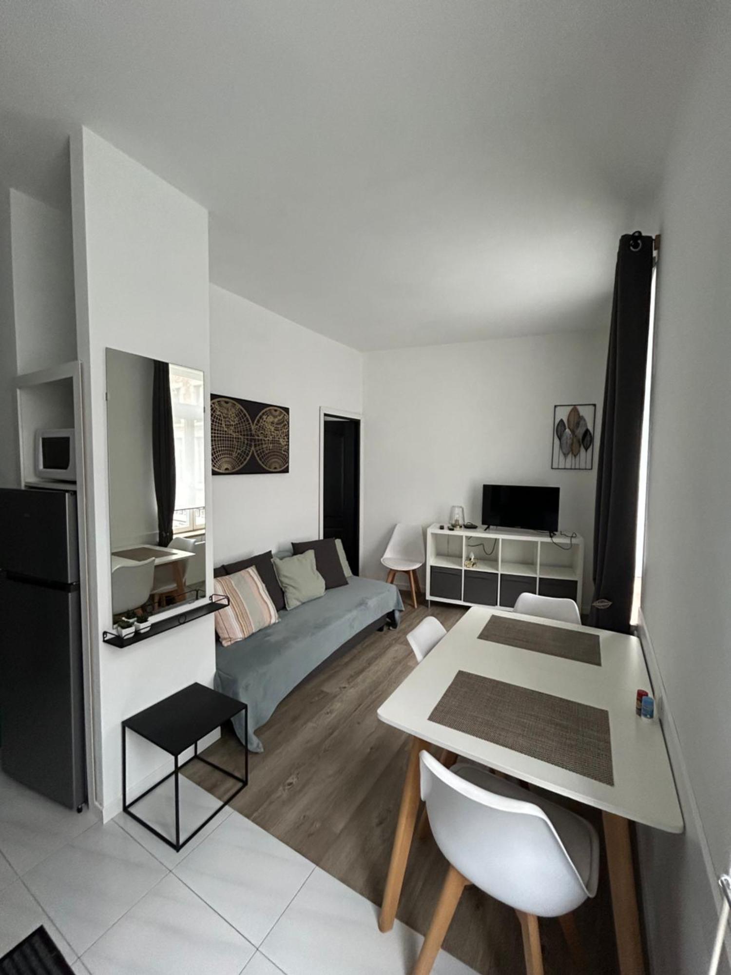 Charmant T2 Centre Ville Givet Luaran gambar